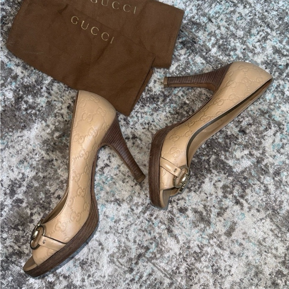 GUCCI Guccissima Horse-bit Leather Peep Toe Pump - Picture 6 of 15